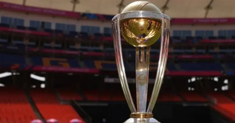 ক্রিকেট বিশ্বকাপ ট্রফি
